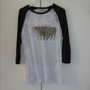 Ariat burnout longhorn baseball shirt!